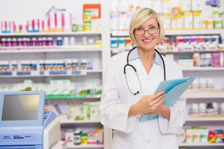 Pharmacy students studying in Australia